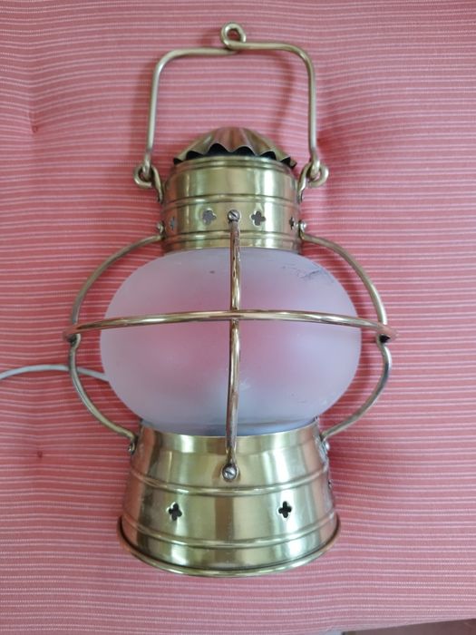Vintage Wall-Mounted Lantern Sconce