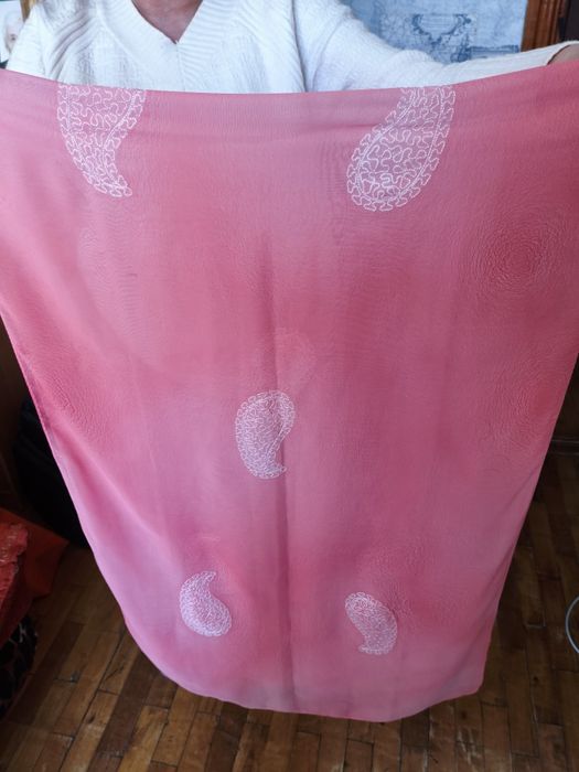 Продам шелковый шарф