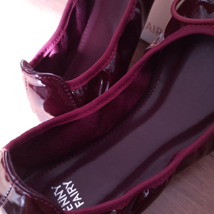 Baleriny lakierki bordowe r.36 nowe