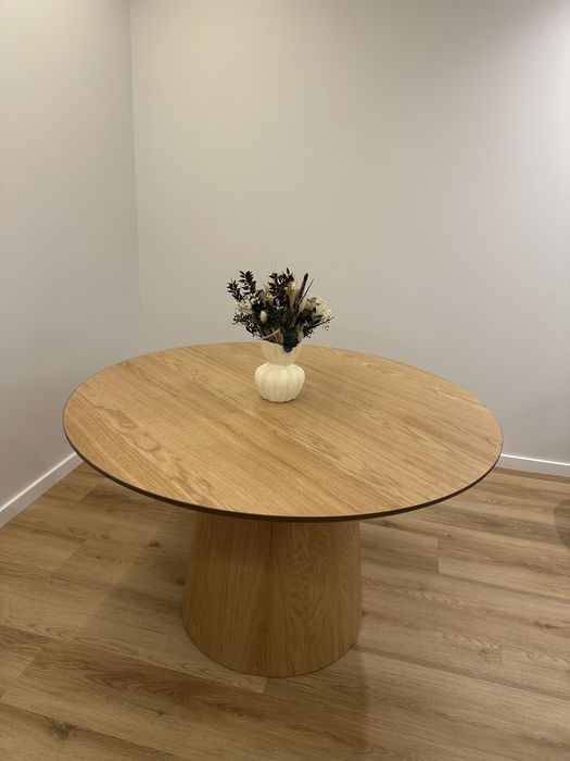 Mesa de jantar redonda