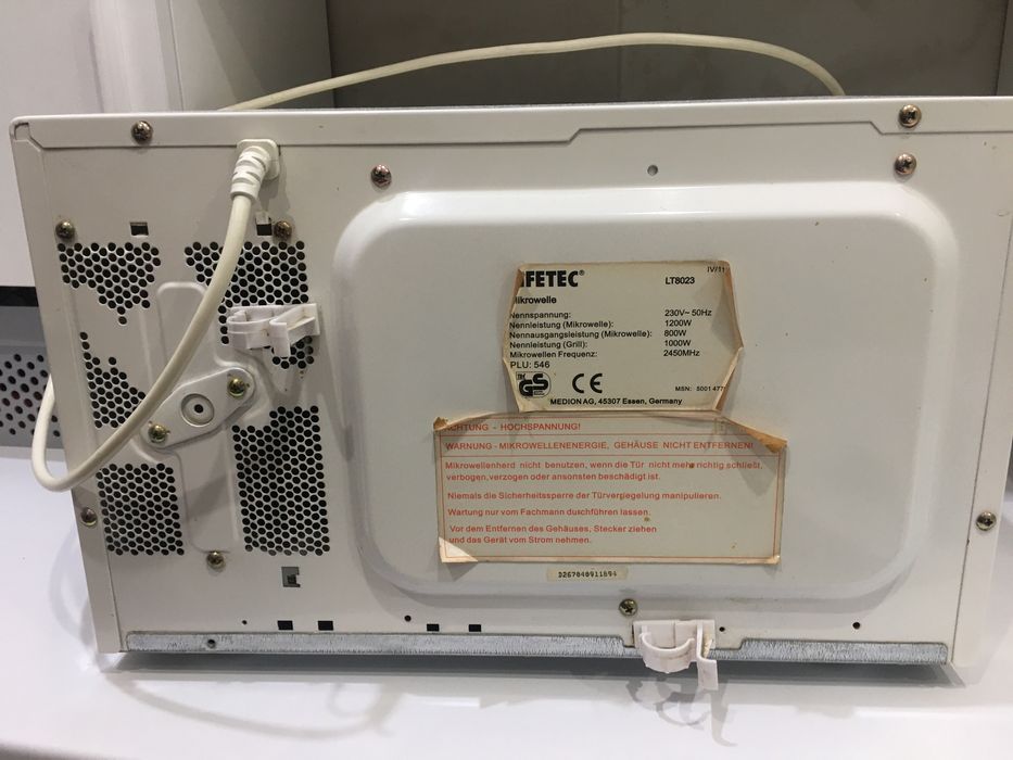 Мікрохвильова піч Lifetec LT8023,б/в
