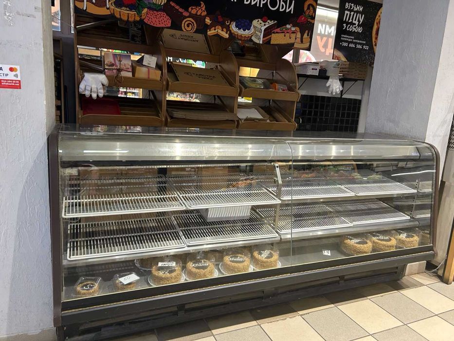 Терміново.Торгове обладнання,для магазину.