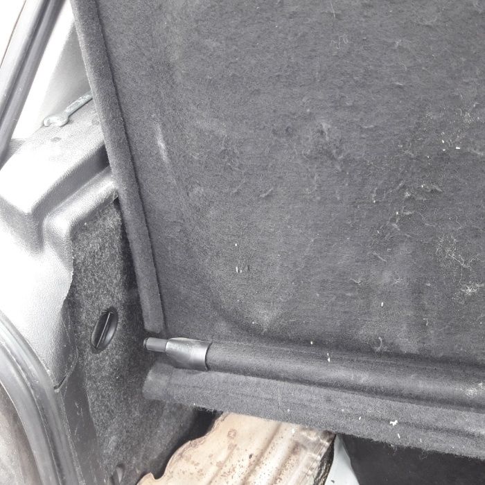 Golf 4 tylna półka
