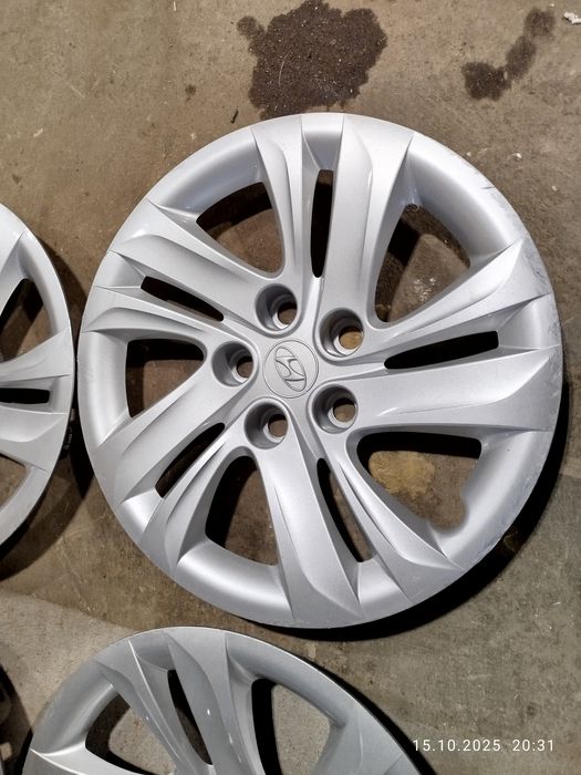 Kołpaki Hyundai 16 oryginalne Sztuki