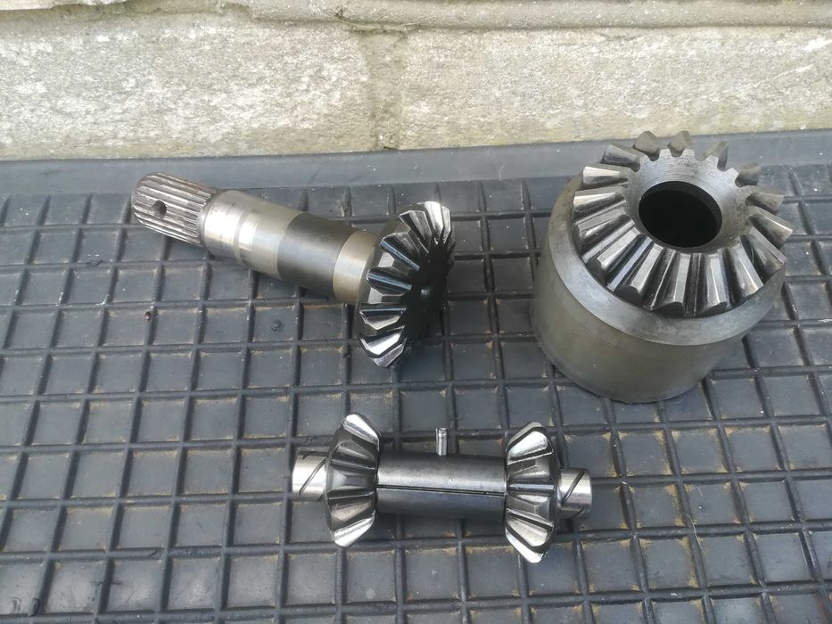 Сателіти КПП Сателиты МКПП JC7 JC5 стакан тришипа чашка під тришип