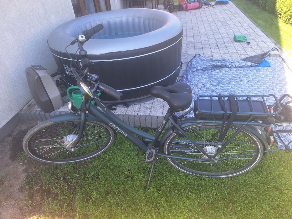 Rower elektryczny 28 cali x1.75