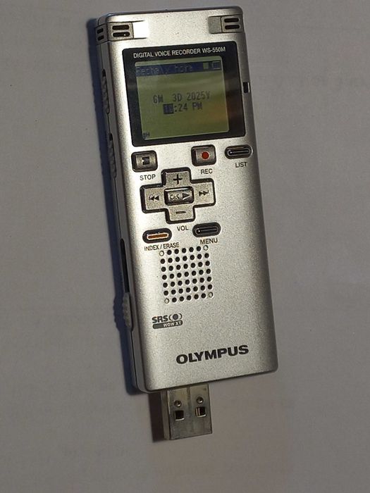 Диктофон цифровий Olympus-550M стерео, WMA, USB-штекер, 2Gb в упаковці