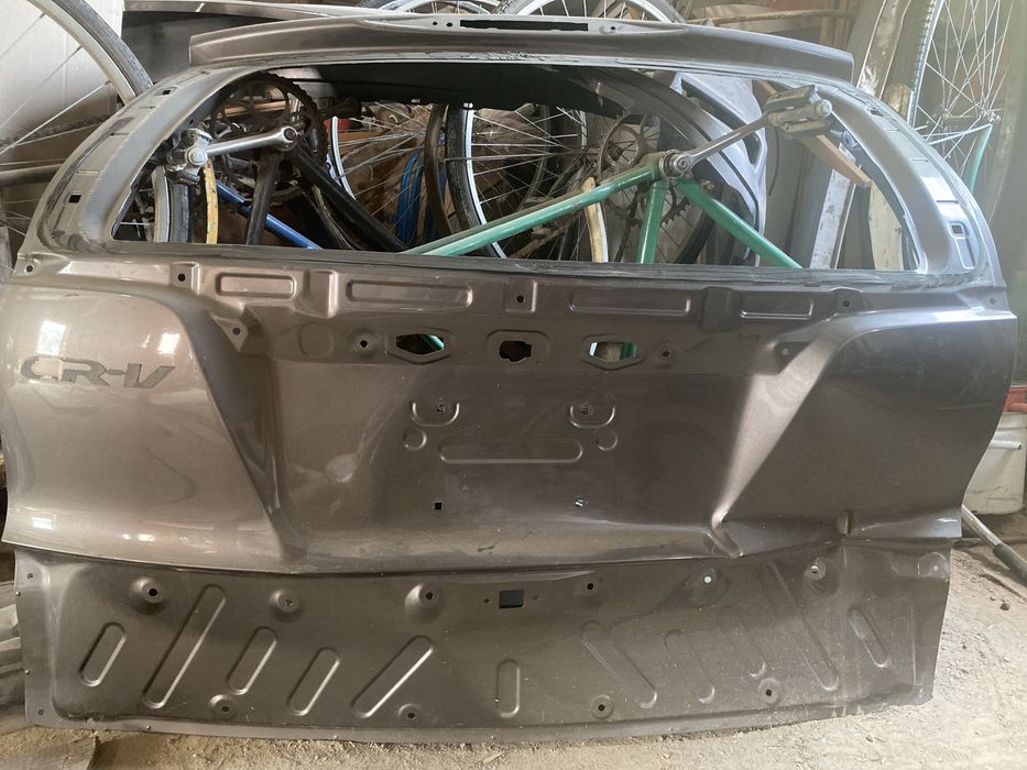 Задня кришка багажника Honda CR-V