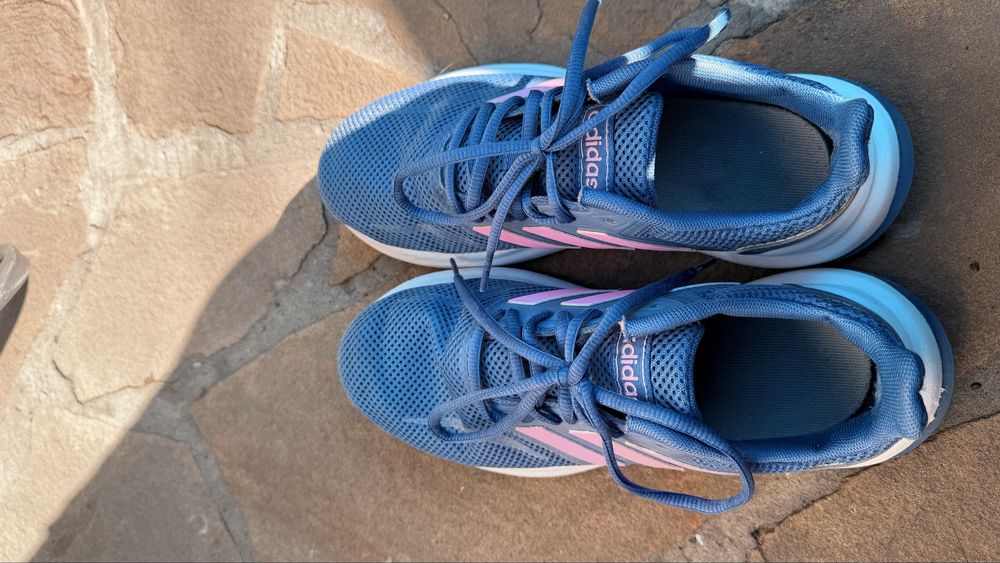 Кросівки спортивні Adidas 36.5pp