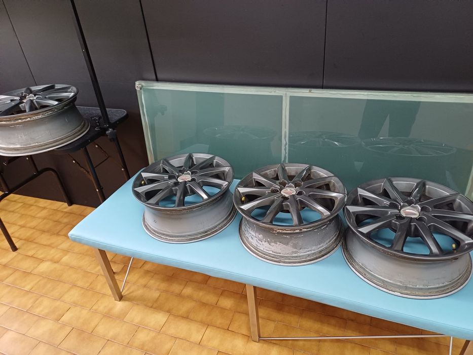 Jantes 15 semi novas furação 5x100