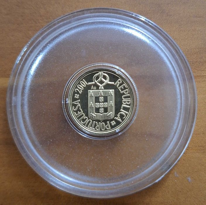 Moeda "1 Escudo em Ouro"