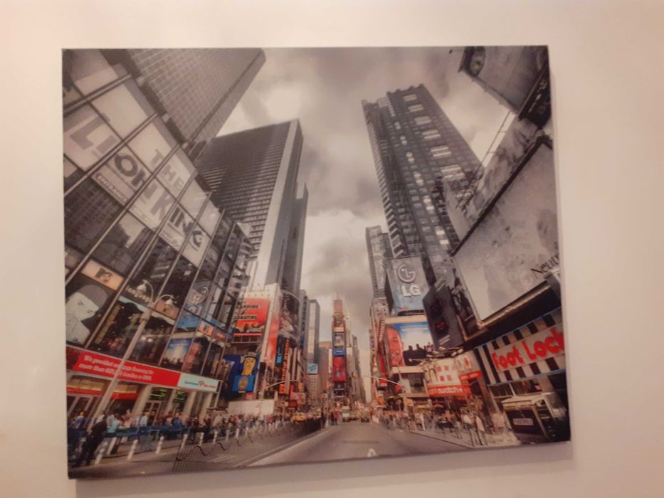 Quadros cinza/preto/vermelho