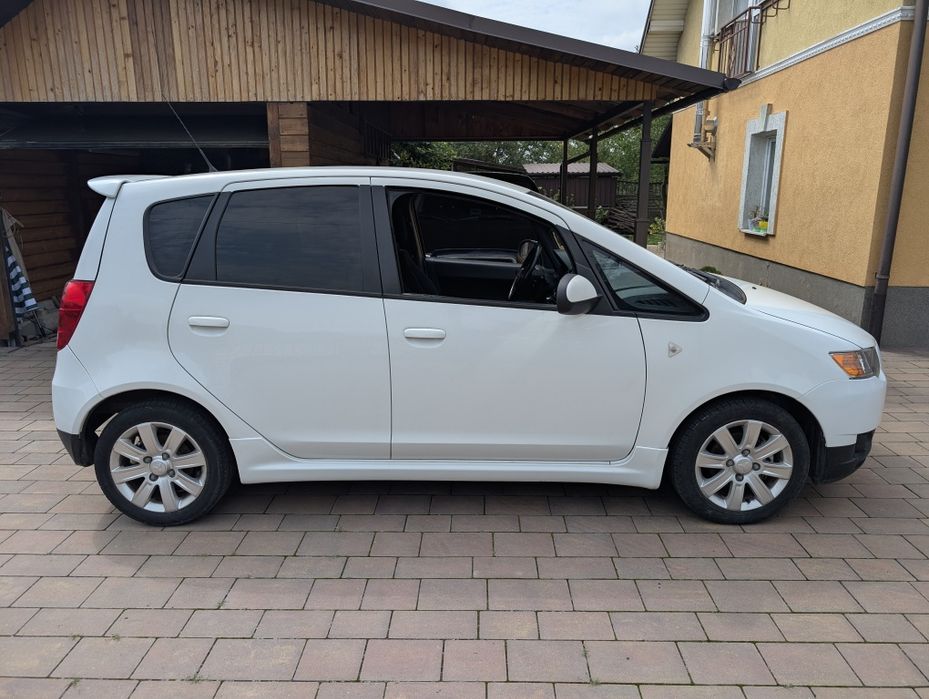 Mitsubishi Colt 2012 - 1.33 бензин, акпп-робот