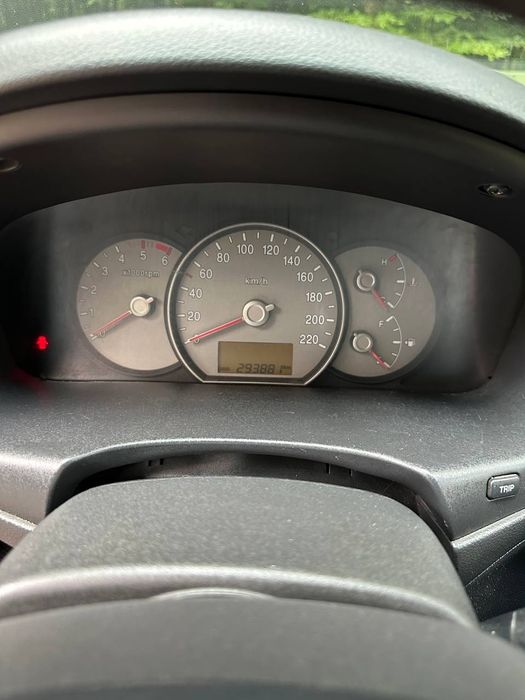 Продам Kia Carens 7мість