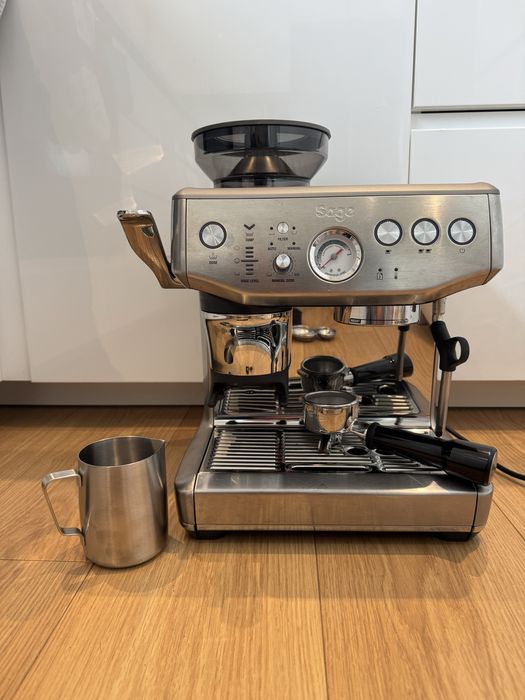 Sage Barista Express Impress SES876 — srebrny / inox