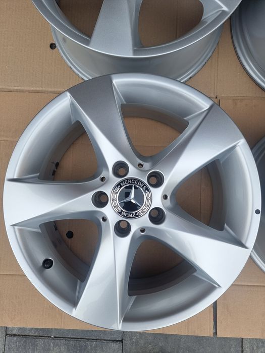 Диски  Mercedes-Benz Vito Viano 447 r17 5 112 7j оригінал!