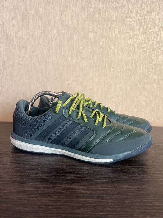 Футзалки adidas boost сороконожки