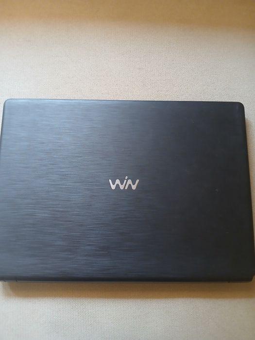 Notebook Ultra Thin25 em bom estado para peças ou reparação (avariado