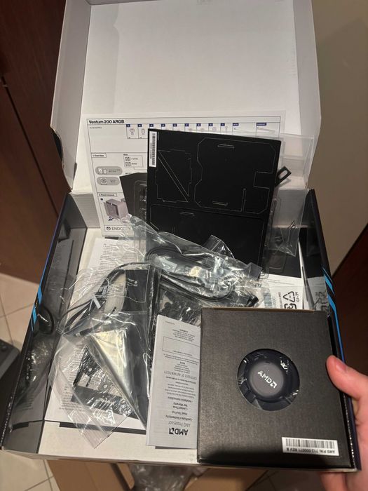 Desktop - Komputronik Infinity R550 [W06] Ryzen 5 | RTX 4060 | 32GB