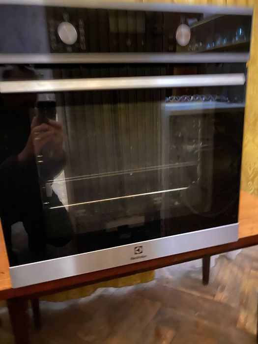 Продам духовой шкаф ELECTROLUX