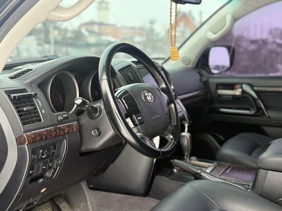 Toyota Lend Cruiser 200, 4.7 Газ/Бенз.