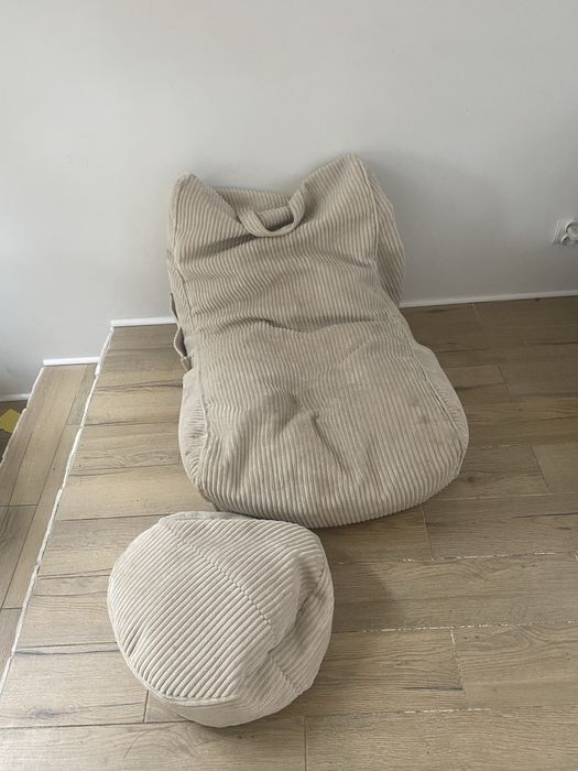 Pufa z podnóżkiem dla dziecka