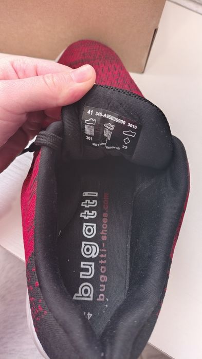 Bugatti męskie sportowe buty 41