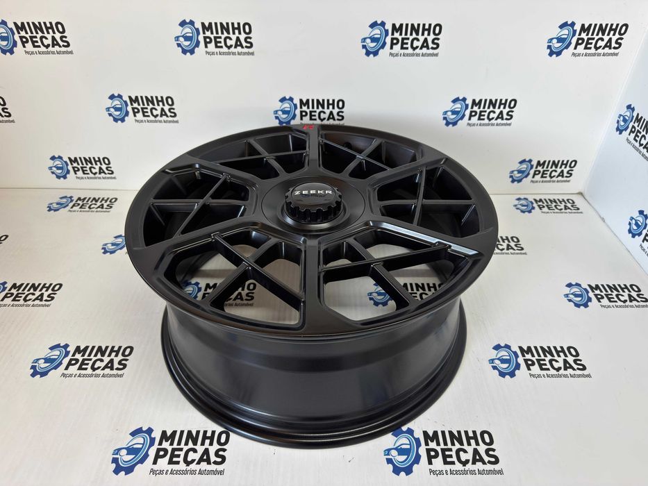 Jantes em 19 (5x108) Preto Matt