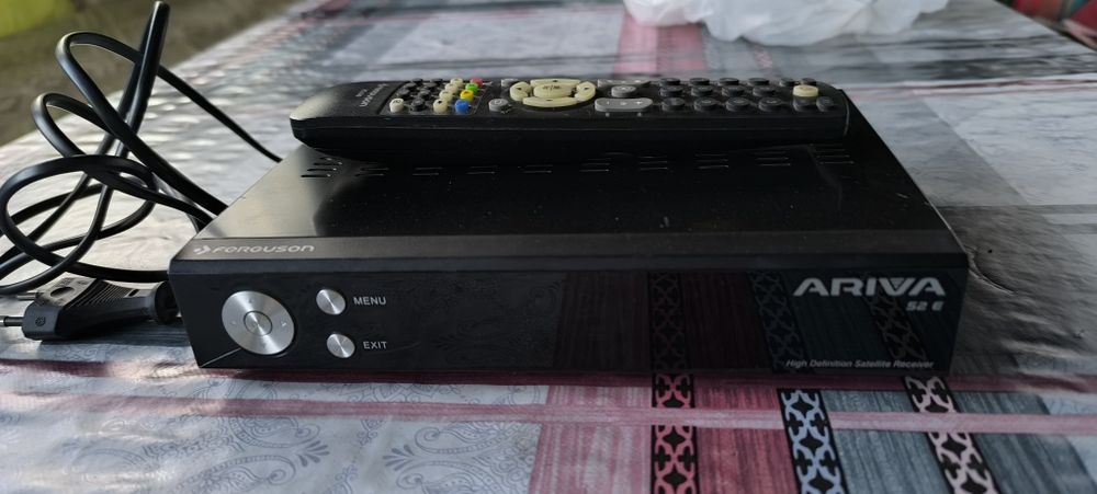 Dekoder Tv satelitarnej cyfrowy nowy