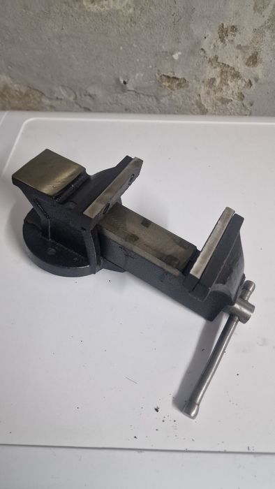 Torno de bancada 100mm