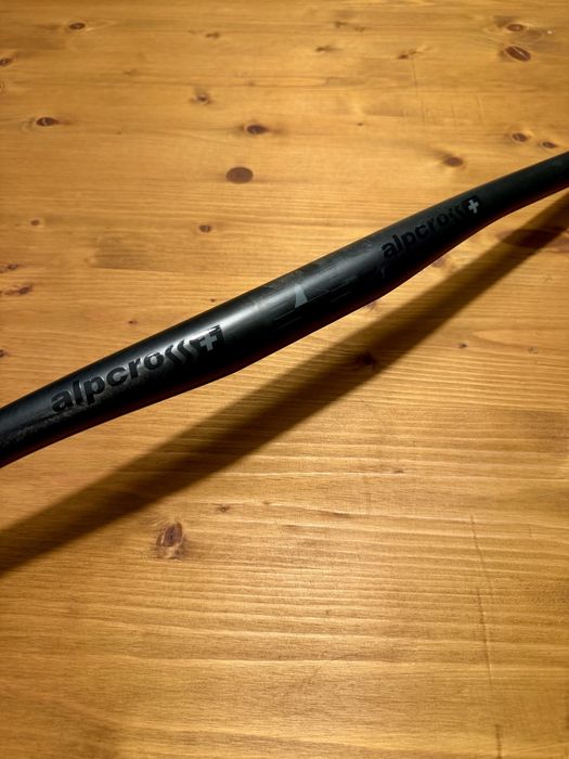 Guiador BTT Alpcross carbono Der Lenker