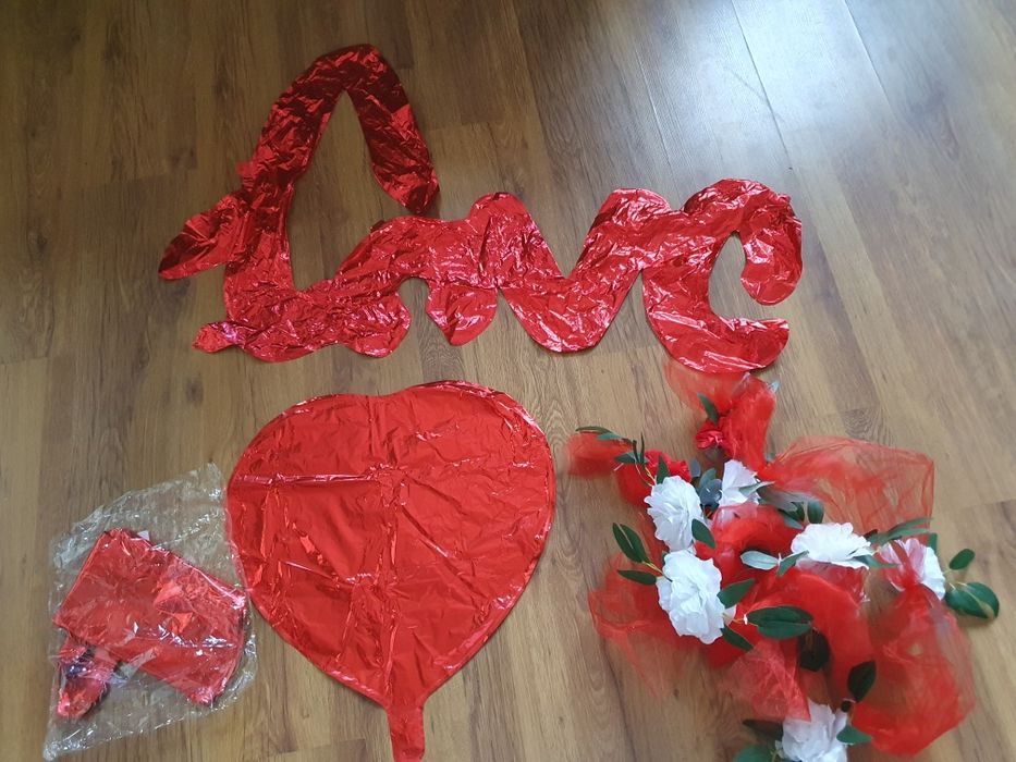 Akcesoria ślubne balon serce love kwiaty na auto