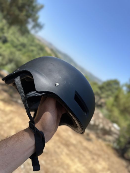 Capacete - Preto Berg Médio