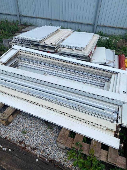 Стеллажи полочные, б/у. Торговое оборудование, Стеллажи металлические