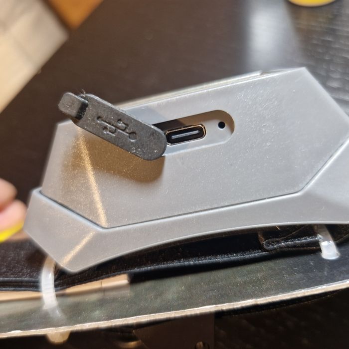 Lanterna nova 200lm usb