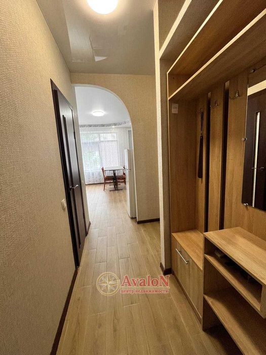 Продам 2-комнатную квартиру с ремонтом, мебелью, бытовой техникой. 42 500 у.е.