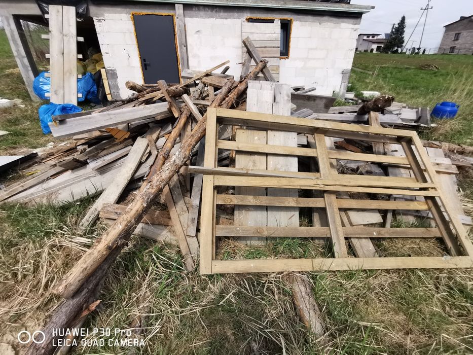 REZERWACJA - Oddam drewno po budowie