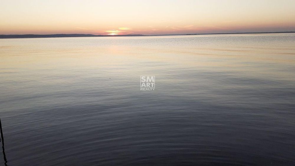 Продам будинок зі всіма комунікаціями, піччю і укриттям над Канівським