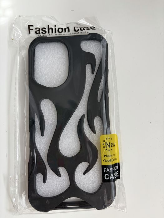 Nowe etui na iPhone 17 – czarne, design flame