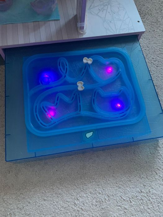 Winter disco Chalet - LOL Surprise