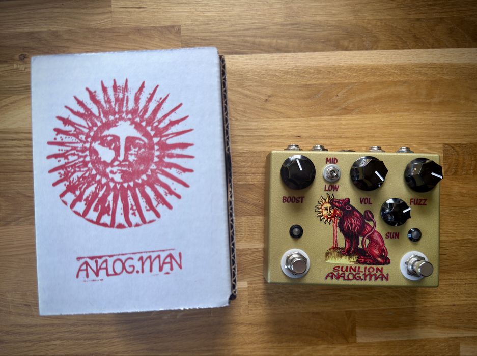 Analogman SunLion 2SB175, 9V, Led, 4 jack