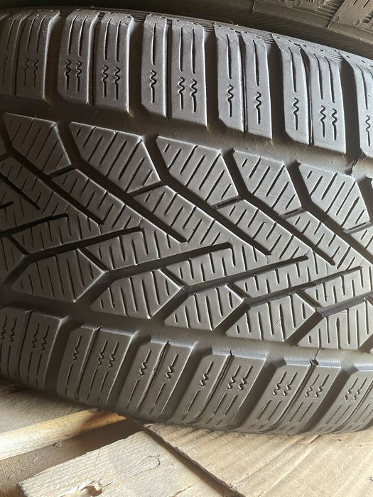 225/50 R17 Semperit / Руминія / 2шт./ 2024 рік.