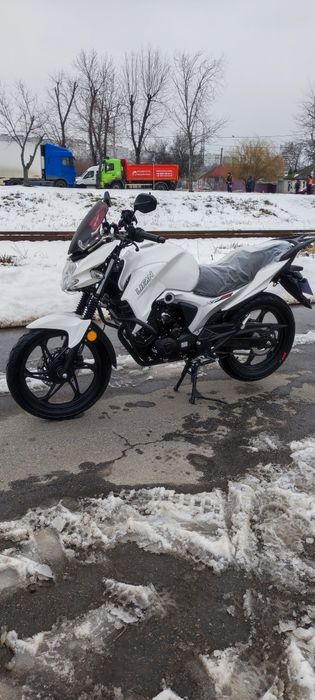 Мотоцикл Lifan KP200 (Lifan Irokez)Лифан Ирокез червоний, жовтий, чорн