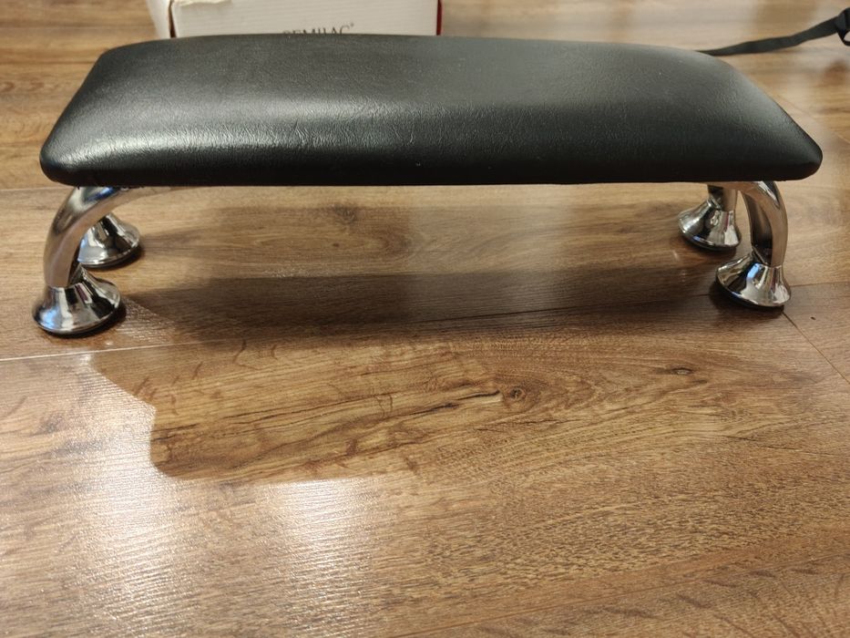 Podpórka do manicure