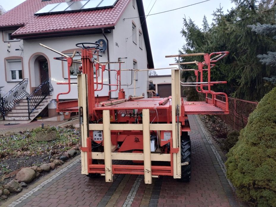 Platforma sadownicza samojezdna