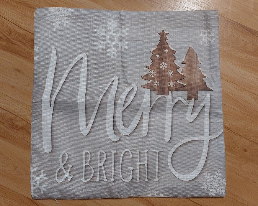 Świąteczne poszewki na poduszki