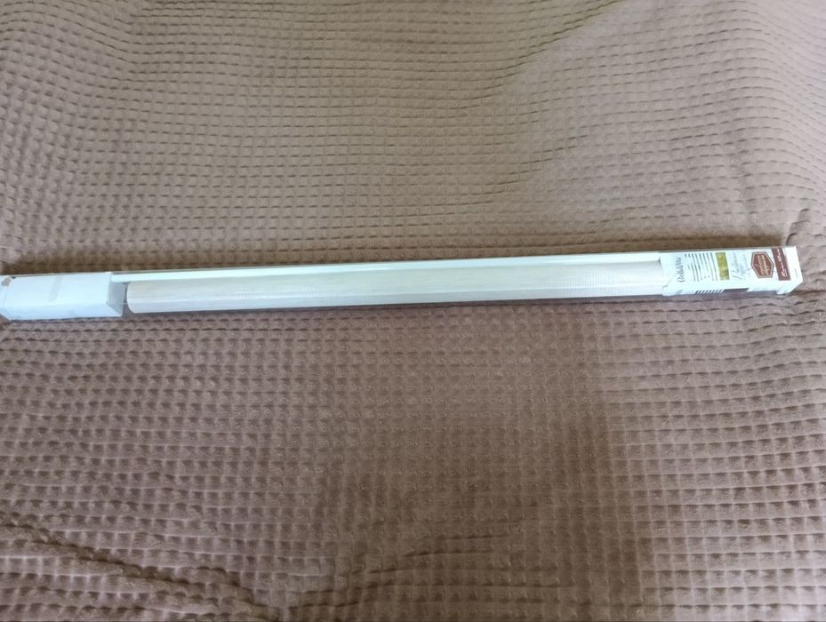 Продам сонцезахисну ролету