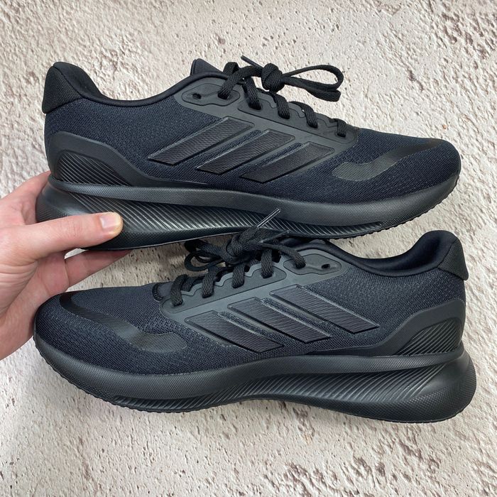 ie8812 Adidas runfalcon performance чоловічі бігові кросівки black
