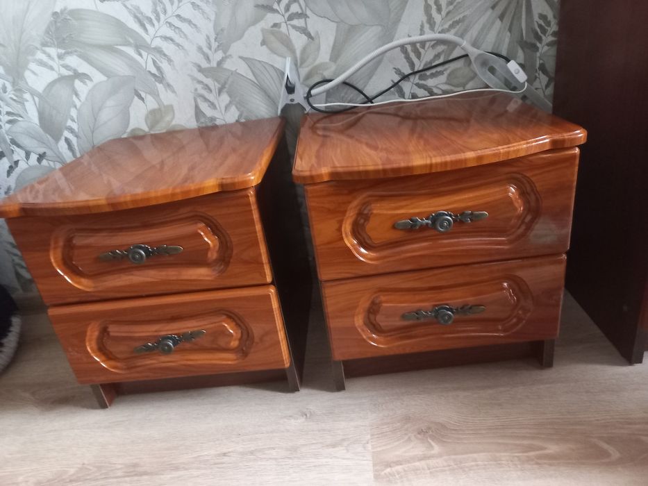 Продам шкаф, трюмо та тумби