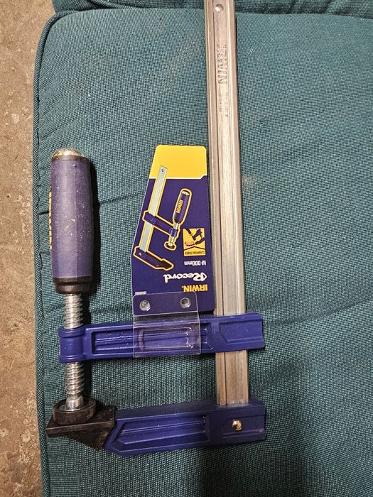 Ścisk Stolarski Śrubowy M 300x120mm IRWIN